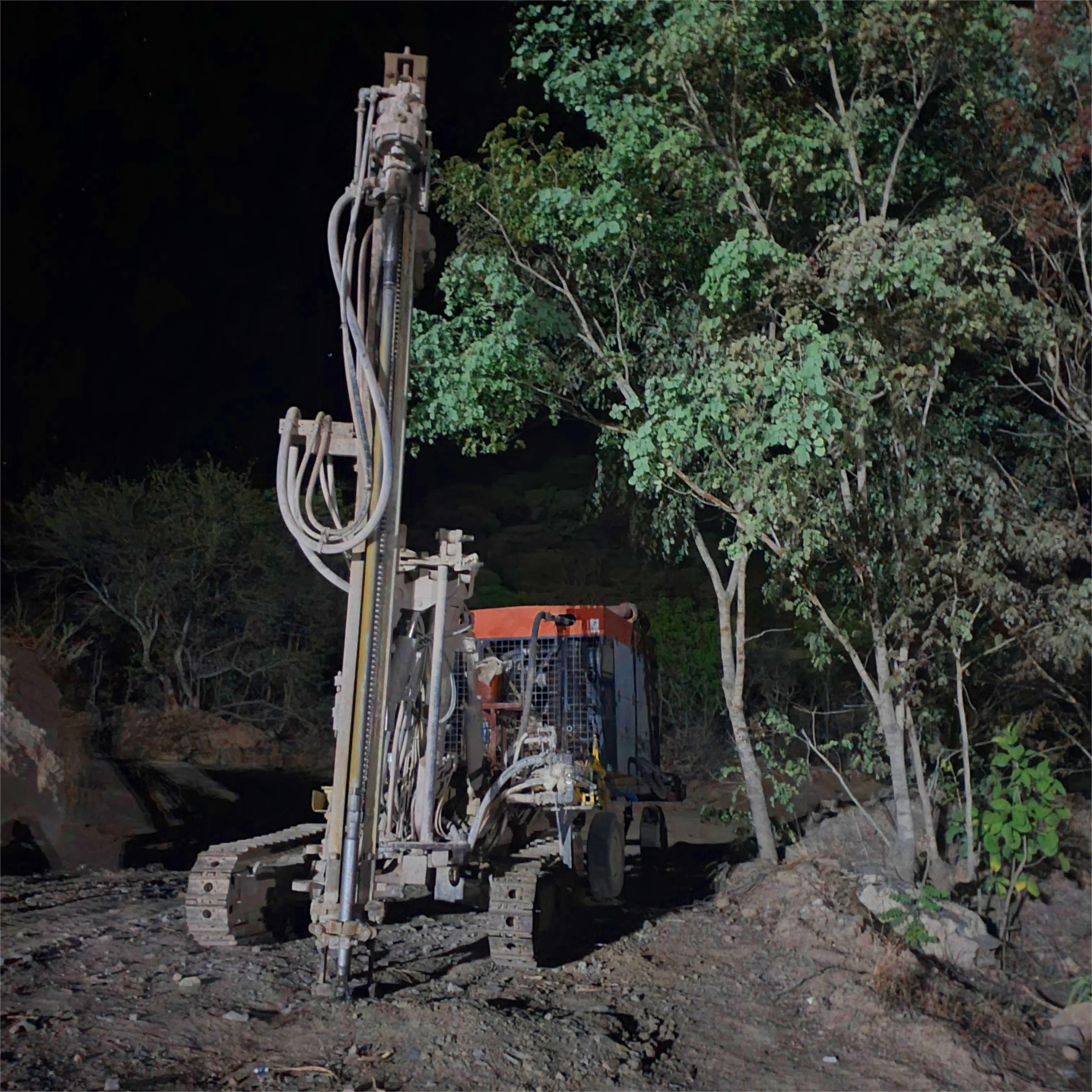 Full range of construction services – Hamerkop drilling rig on site